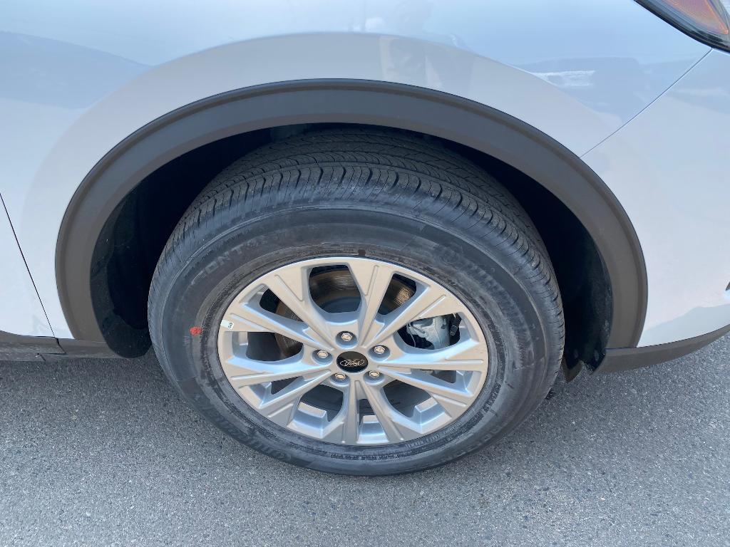 new 2025 Ford Escape car, priced at $31,499