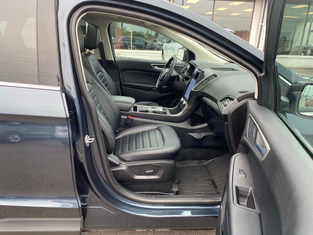 used 2024 Ford Edge car, priced at $31,783