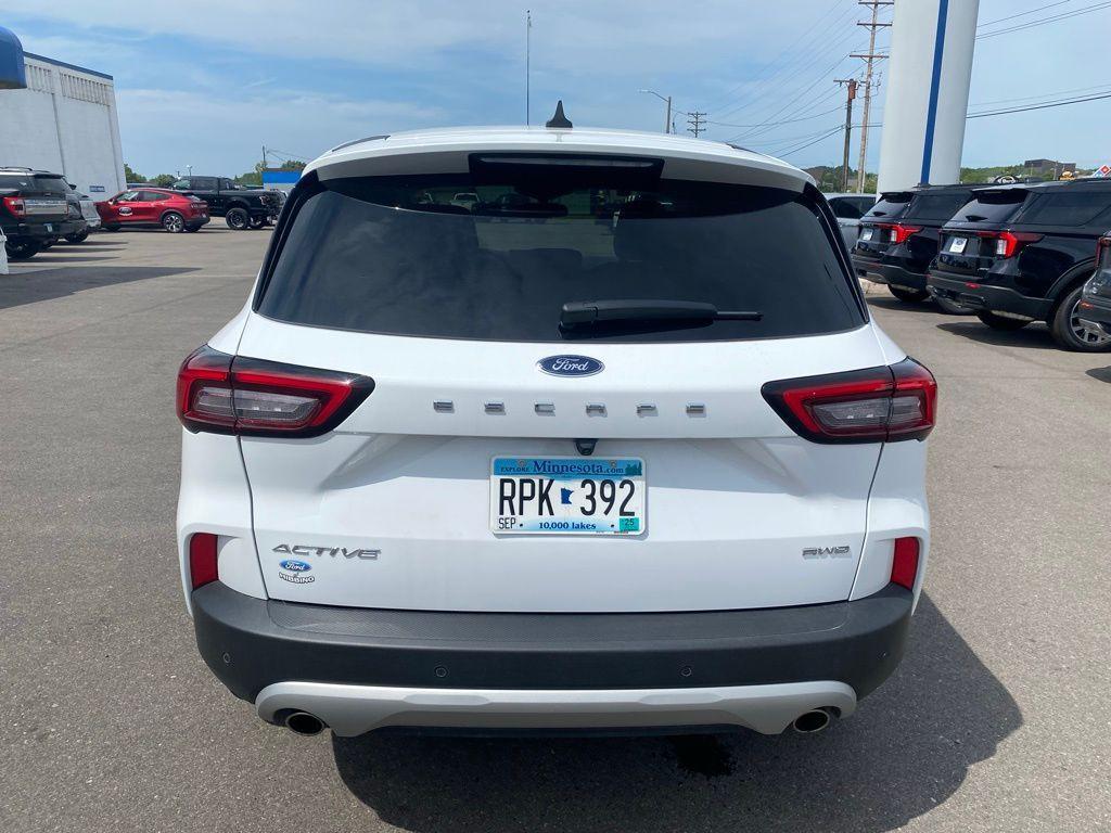 new 2024 Ford Escape car, priced at $26,997
