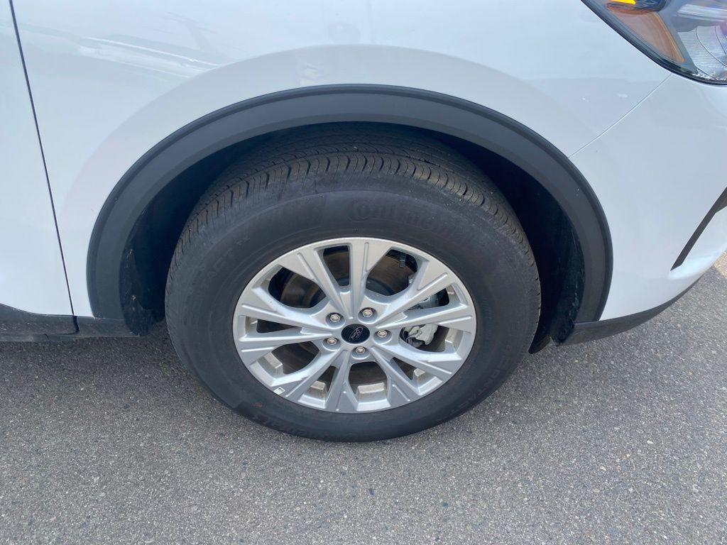 new 2024 Ford Escape car, priced at $26,997