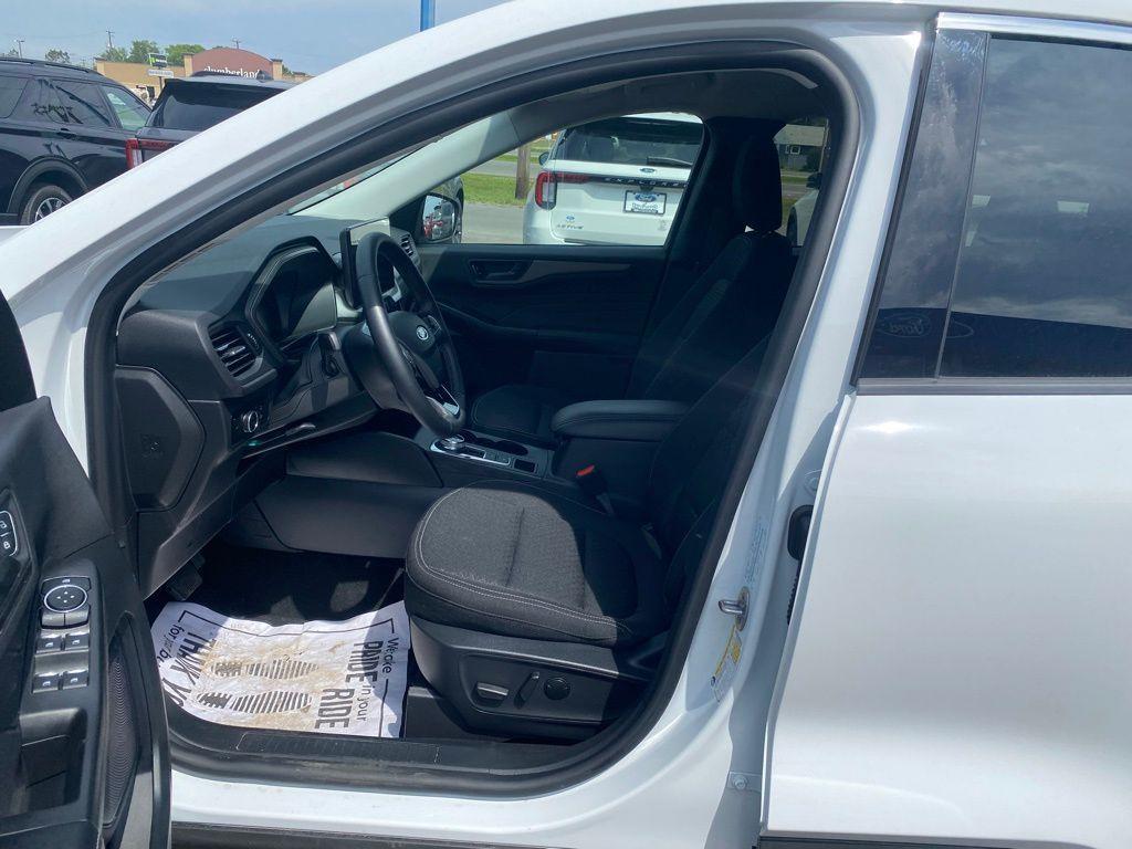 new 2024 Ford Escape car, priced at $26,997