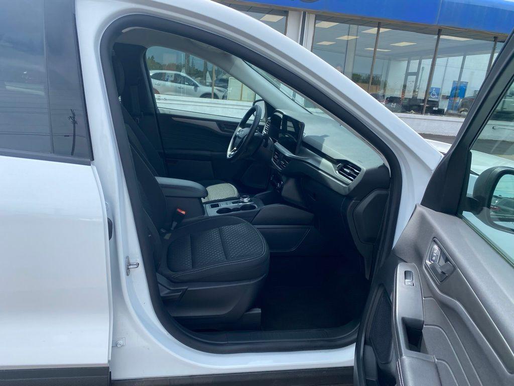 new 2024 Ford Escape car, priced at $26,997