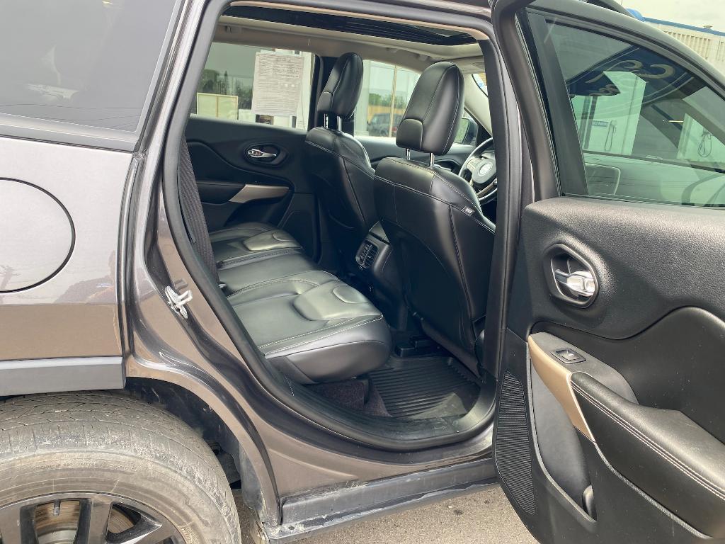 used 2018 Jeep Cherokee car, priced at $19,504