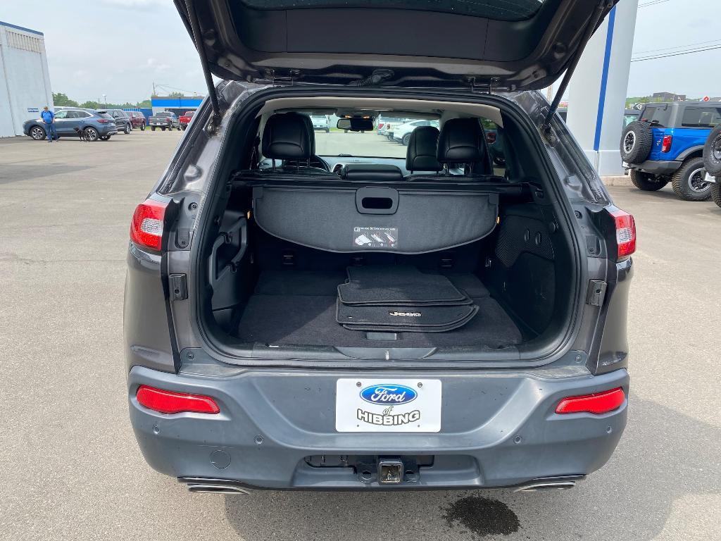 used 2018 Jeep Cherokee car, priced at $19,504