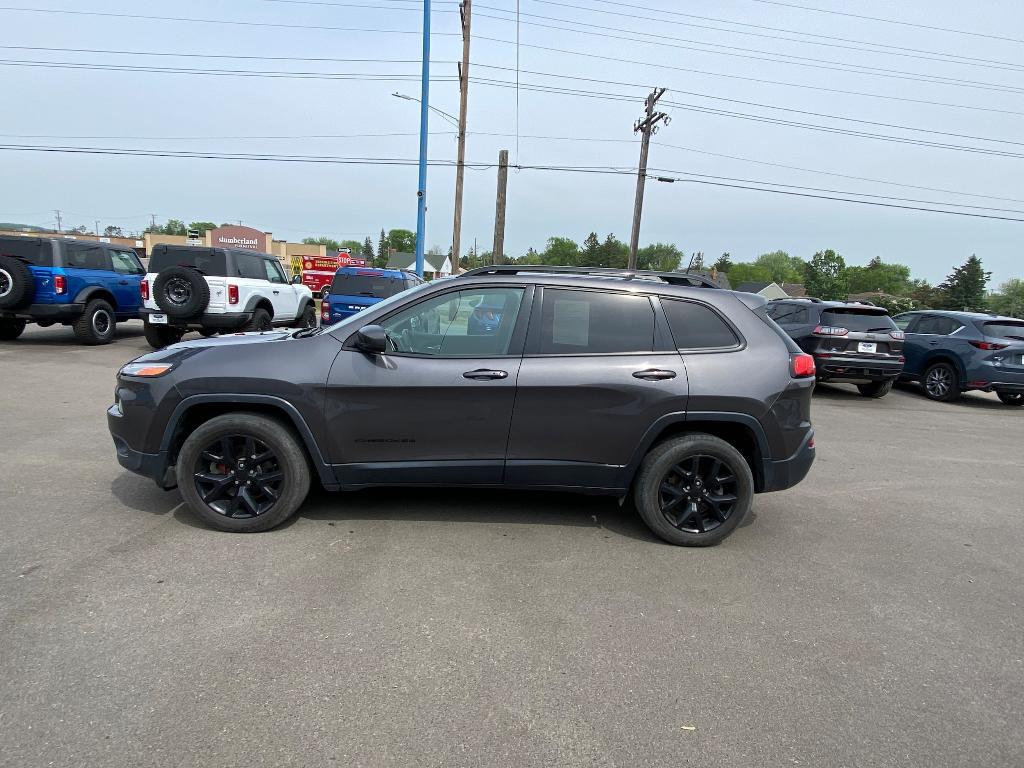 used 2018 Jeep Cherokee car, priced at $19,504