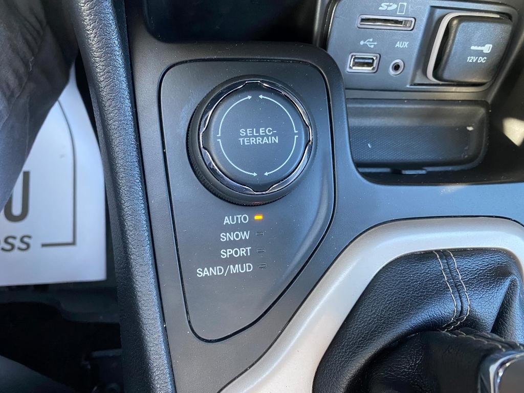 used 2018 Jeep Cherokee car, priced at $20,980