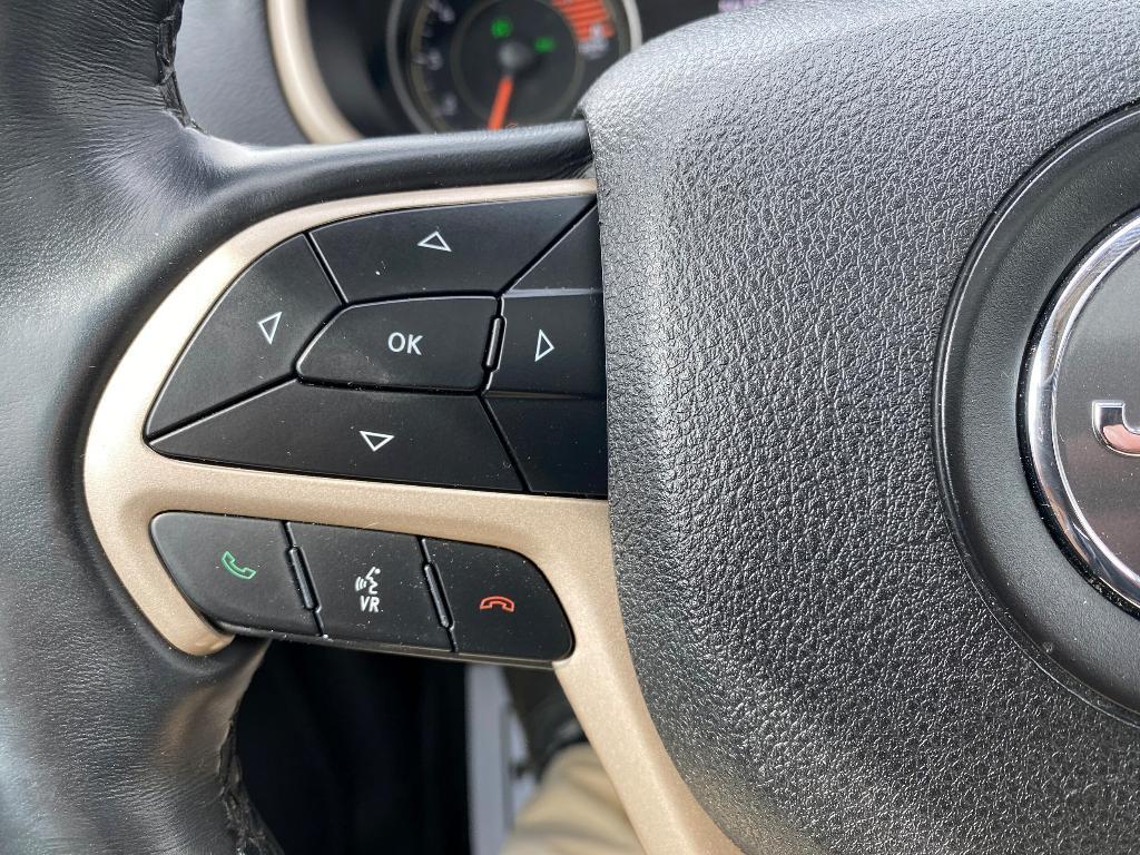used 2018 Jeep Cherokee car, priced at $19,504