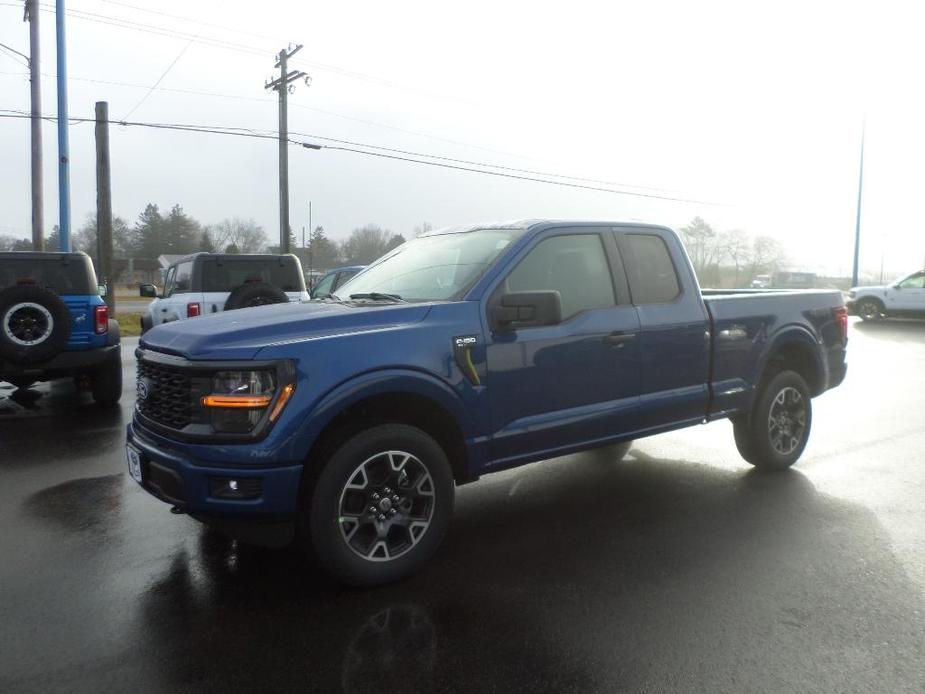 new 2024 Ford F-150 car, priced at $49,611