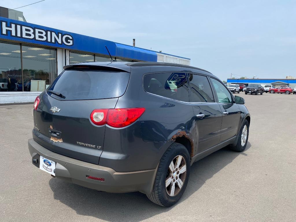 used 2010 Chevrolet Traverse car, priced at $1,900