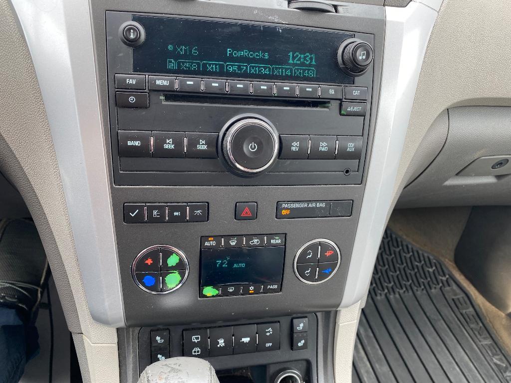 used 2010 Chevrolet Traverse car, priced at $1,900