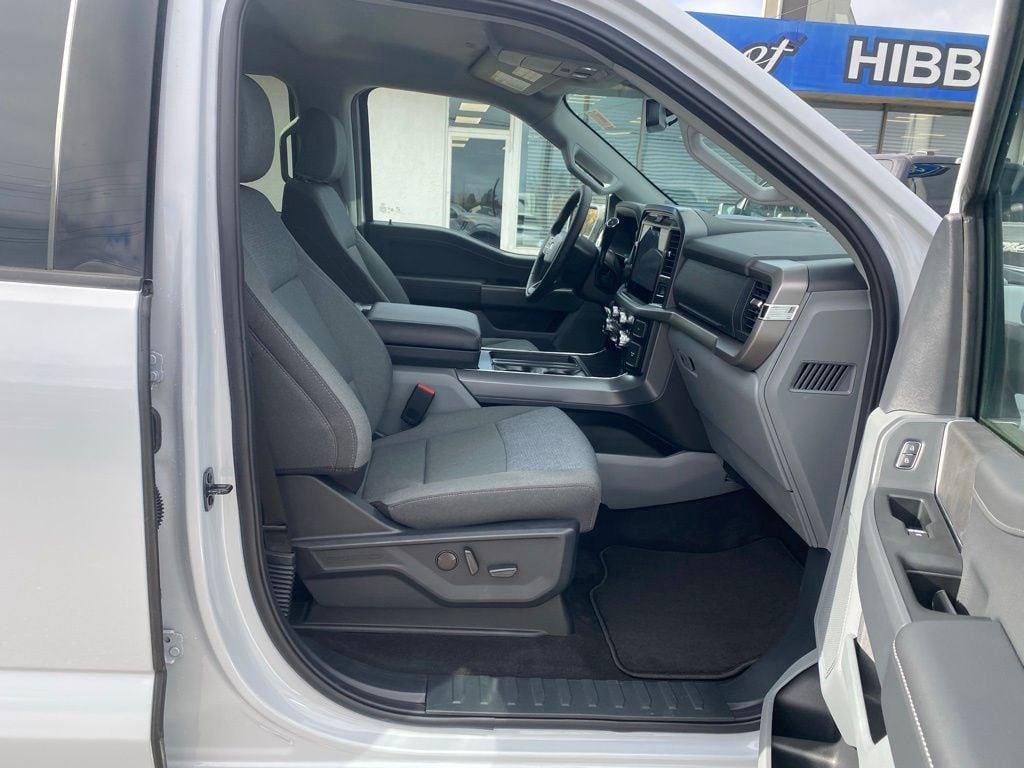 new 2025 Ford F-150 car, priced at $59,997