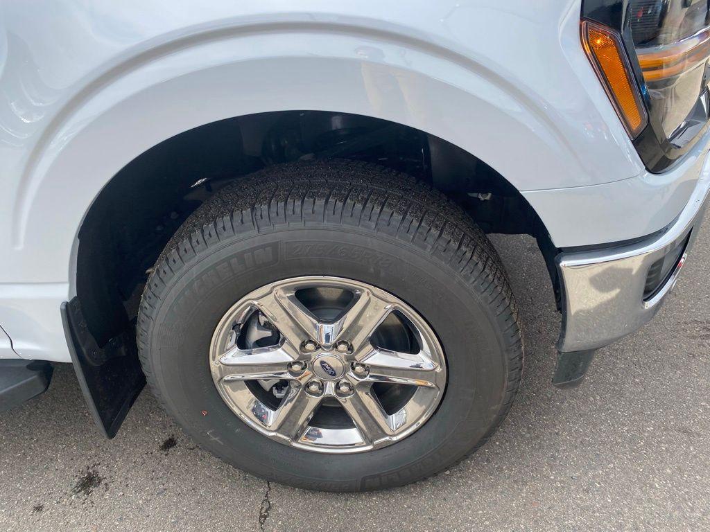 new 2025 Ford F-150 car, priced at $59,997