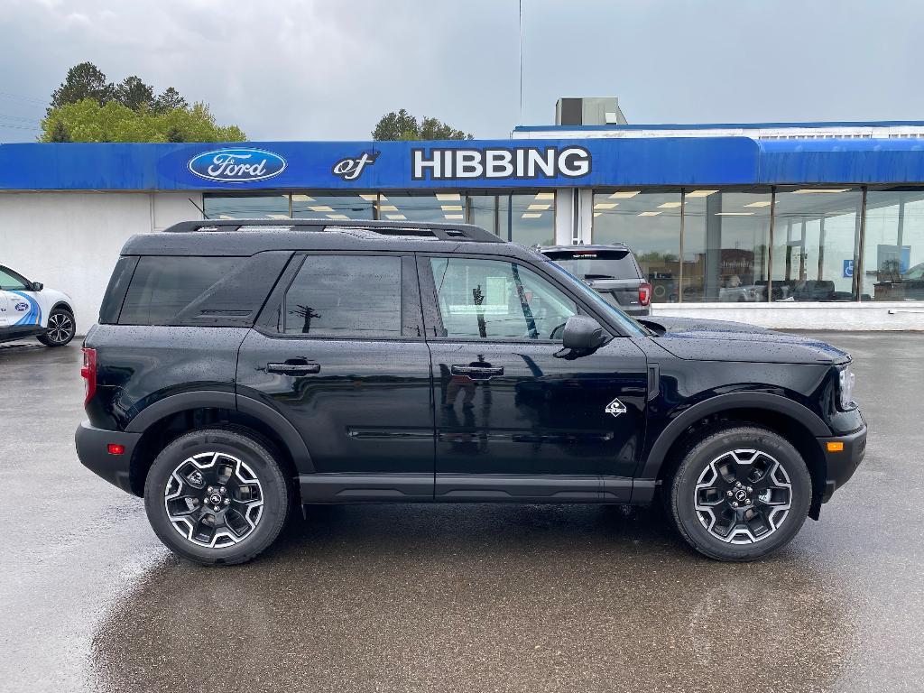 new 2025 Ford Bronco Sport car, priced at $36,198