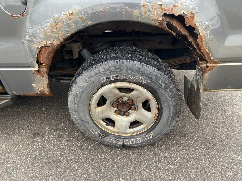 used 2004 Ford F-150 car, priced at $3,700