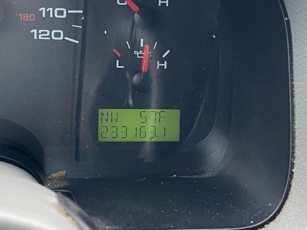 used 2004 Ford F-150 car, priced at $3,700