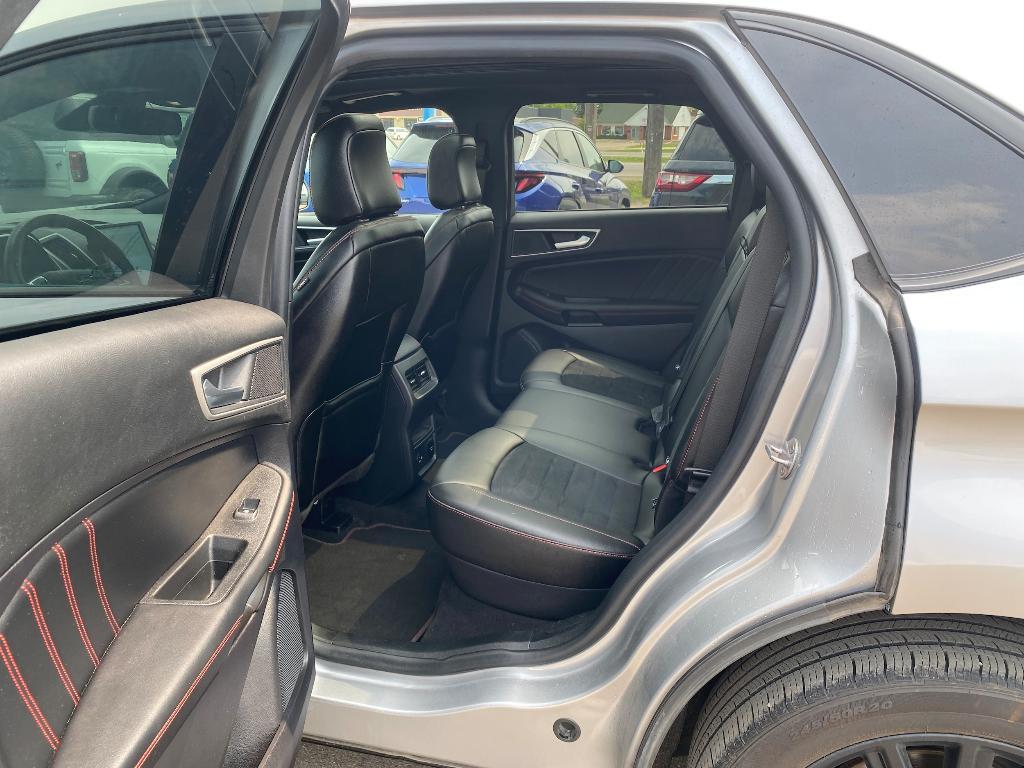 used 2021 Ford Edge car, priced at $22,987