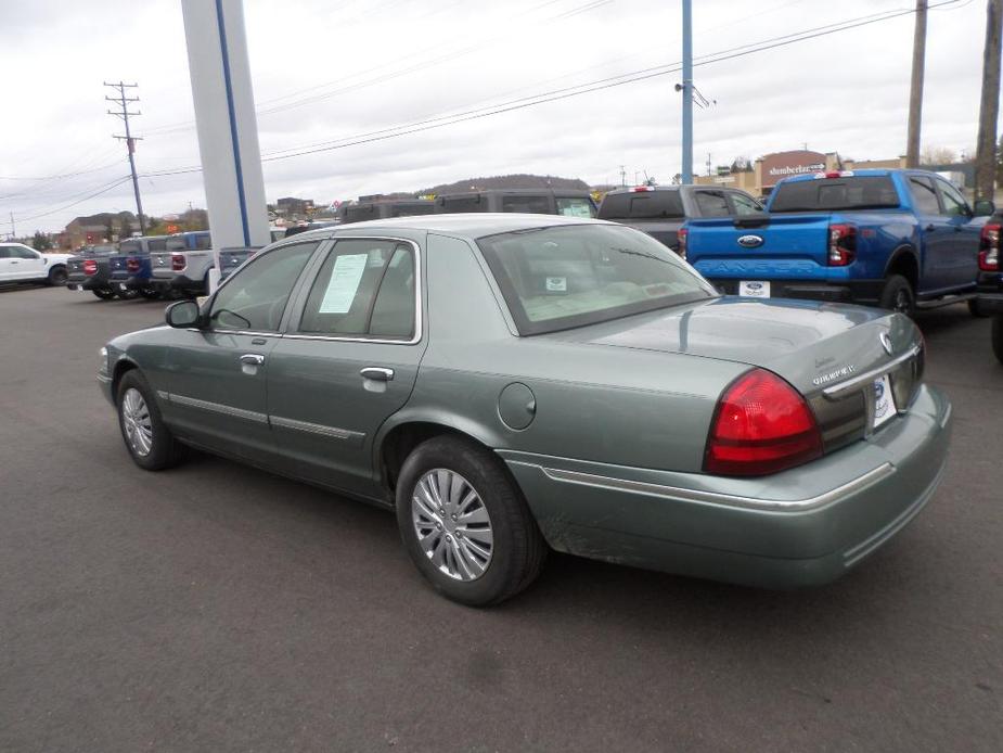 used 2006 Mercury Grand Marquis car, priced at $3,980