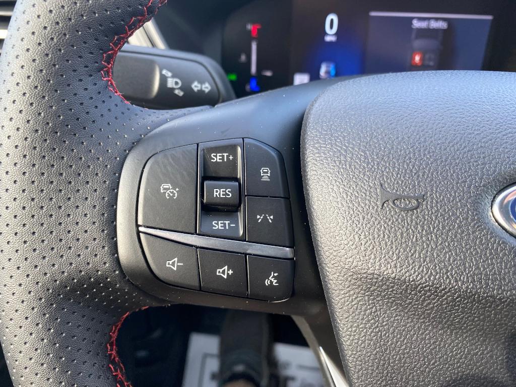 new 2025 Ford Escape car, priced at $33,077