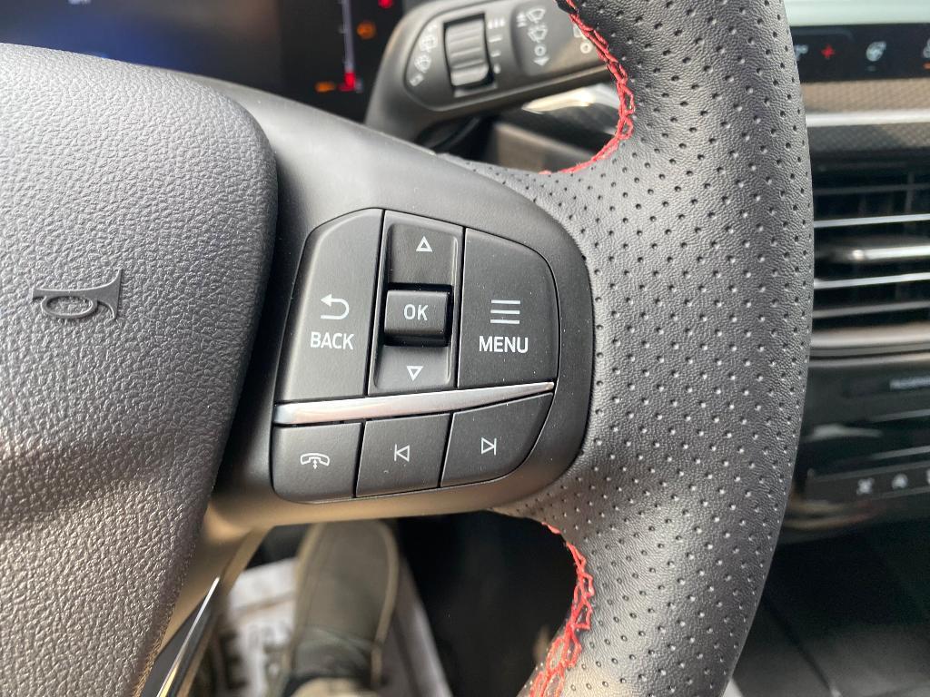 new 2025 Ford Escape car, priced at $32,577