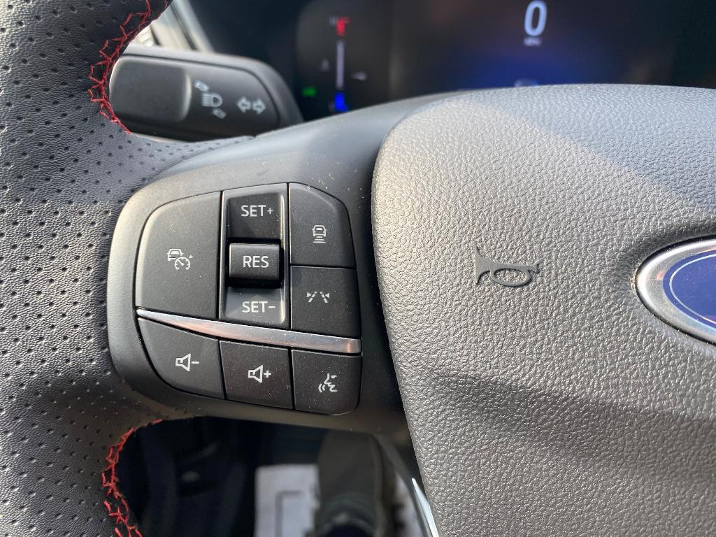 new 2025 Ford Escape car, priced at $32,577