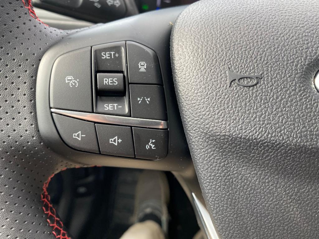 new 2025 Ford Escape car, priced at $33,613