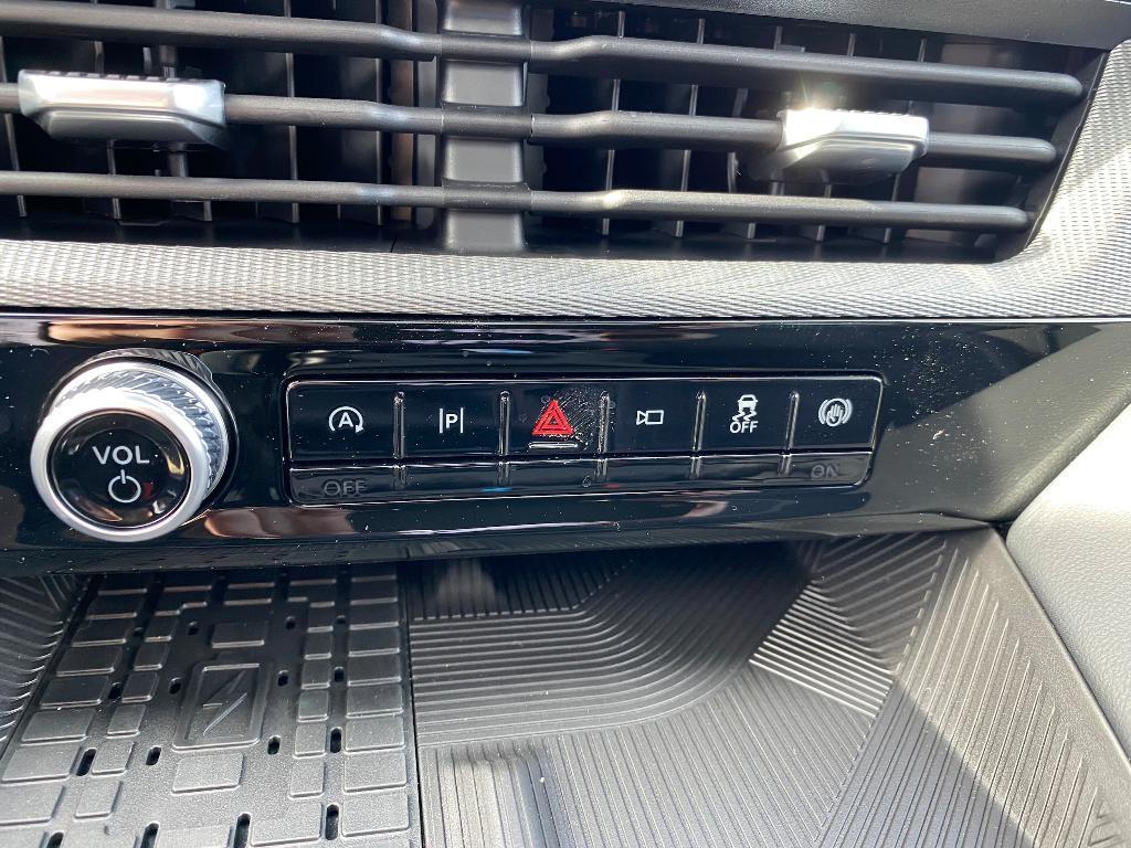 new 2025 Ford Explorer car, priced at $56,328