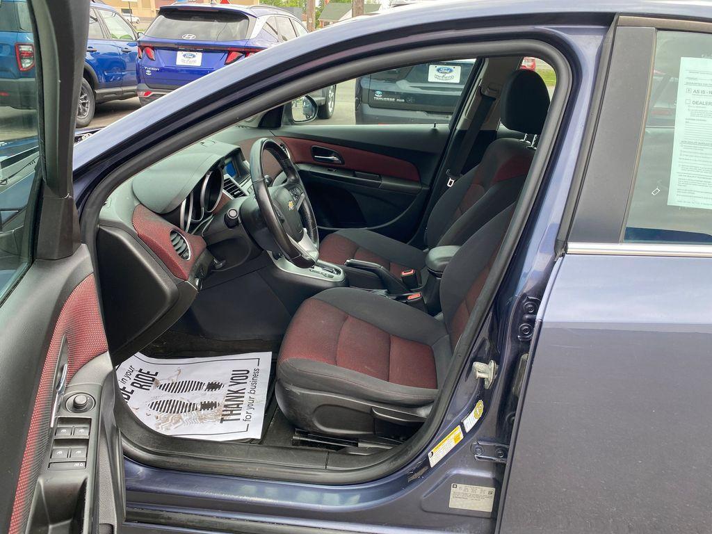 used 2014 Chevrolet Cruze car, priced at $7,368