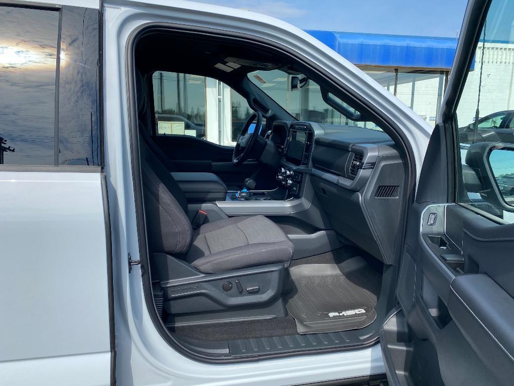 new 2025 Ford F-150 car, priced at $57,093