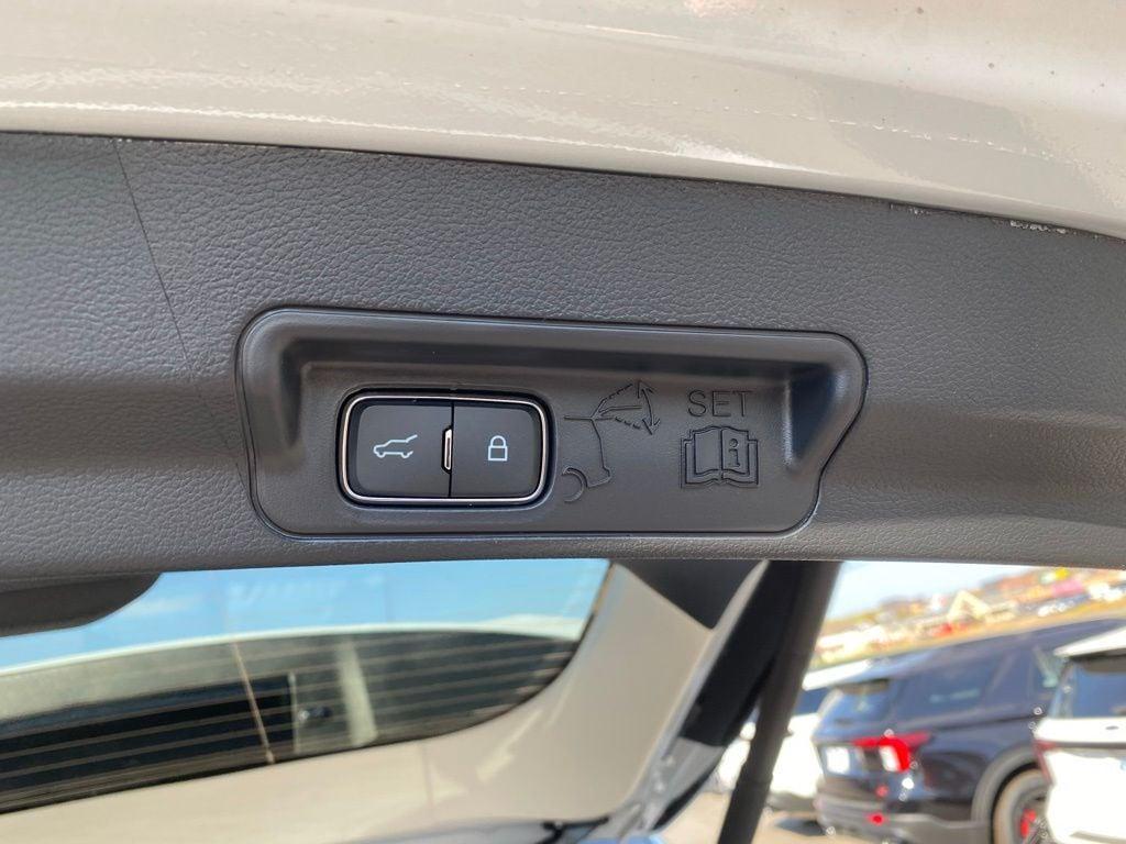 new 2025 Ford Explorer car, priced at $44,978