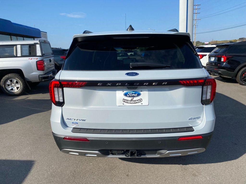 new 2025 Ford Explorer car, priced at $44,978