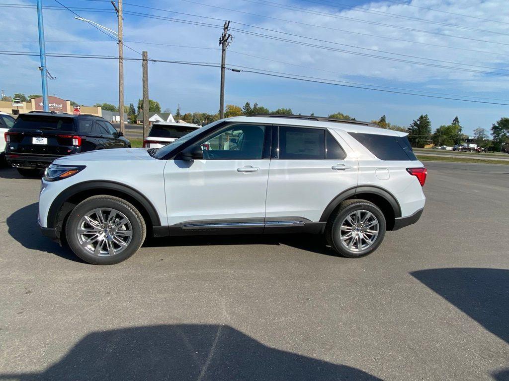 new 2025 Ford Explorer car, priced at $44,978