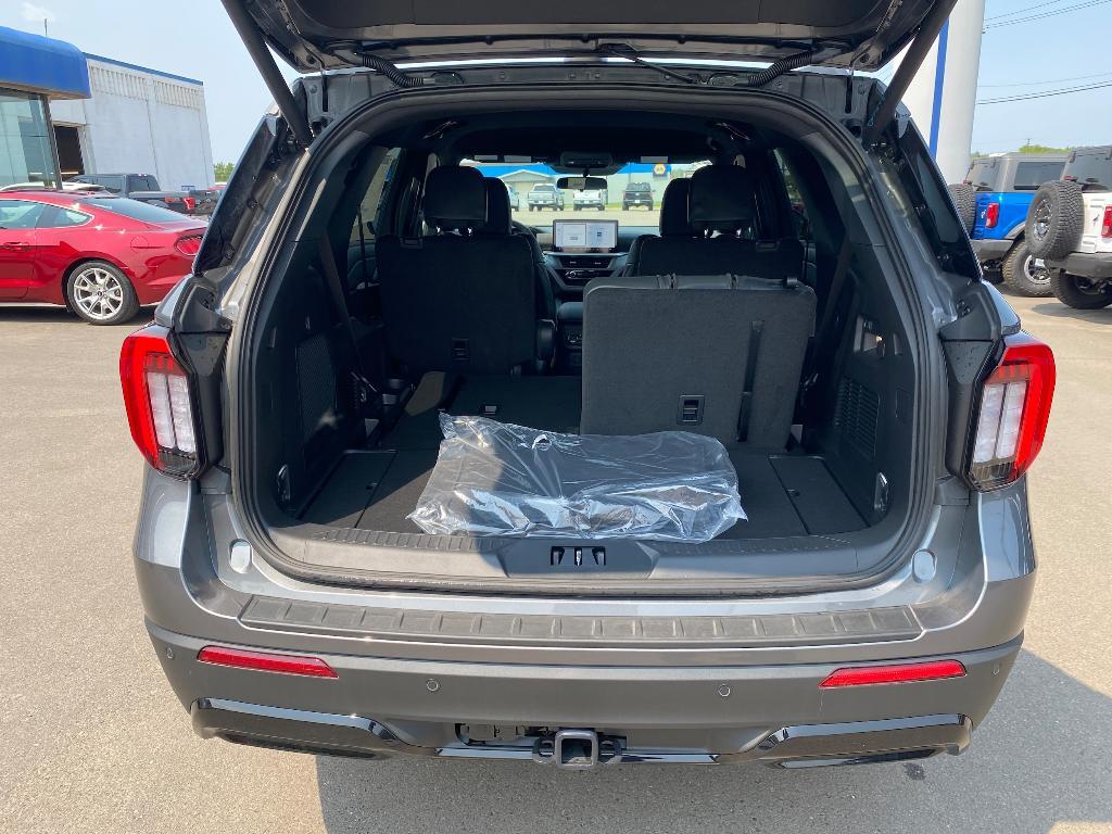 new 2025 Ford Explorer car, priced at $44,983