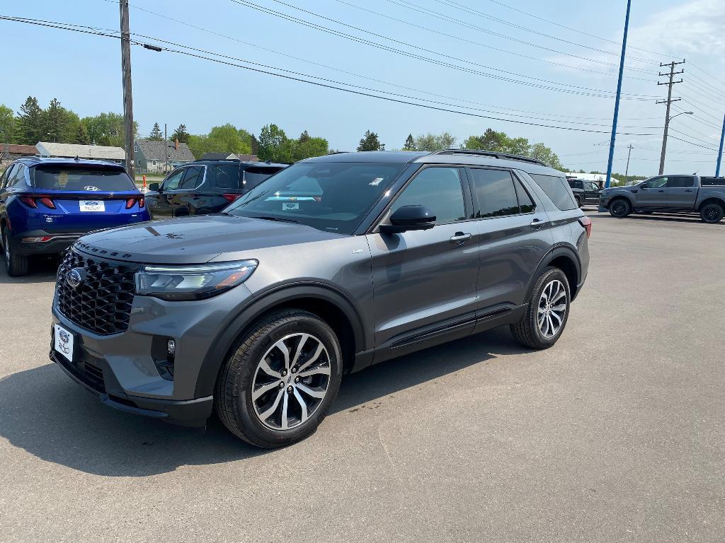 new 2025 Ford Explorer car, priced at $44,983