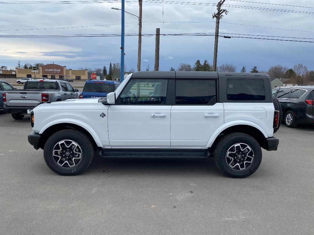 new 2025 Ford Bronco car, priced at $50,457