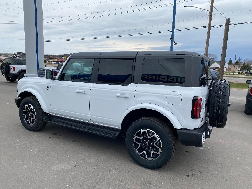 new 2025 Ford Bronco car, priced at $50,457