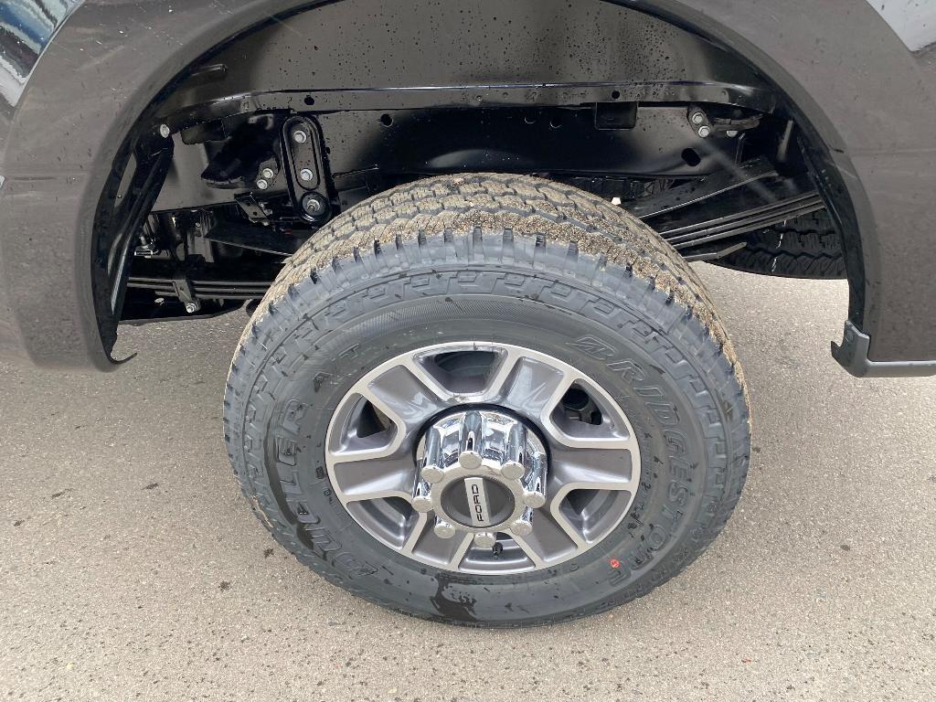 new 2025 Ford F-350 car, priced at $68,828