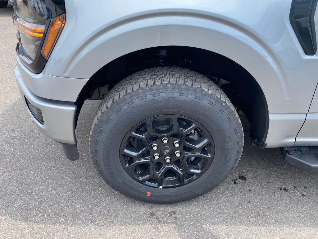 new 2025 Ford F-150 car, priced at $59,061