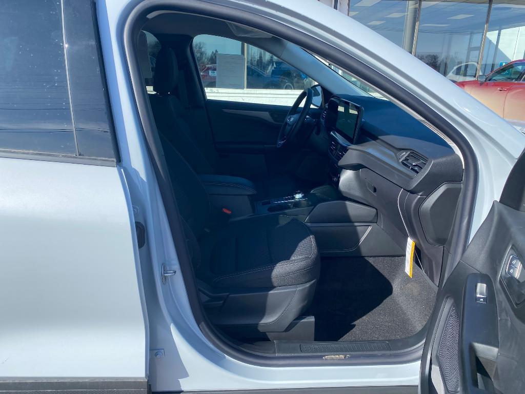 new 2025 Ford Escape car, priced at $33,449