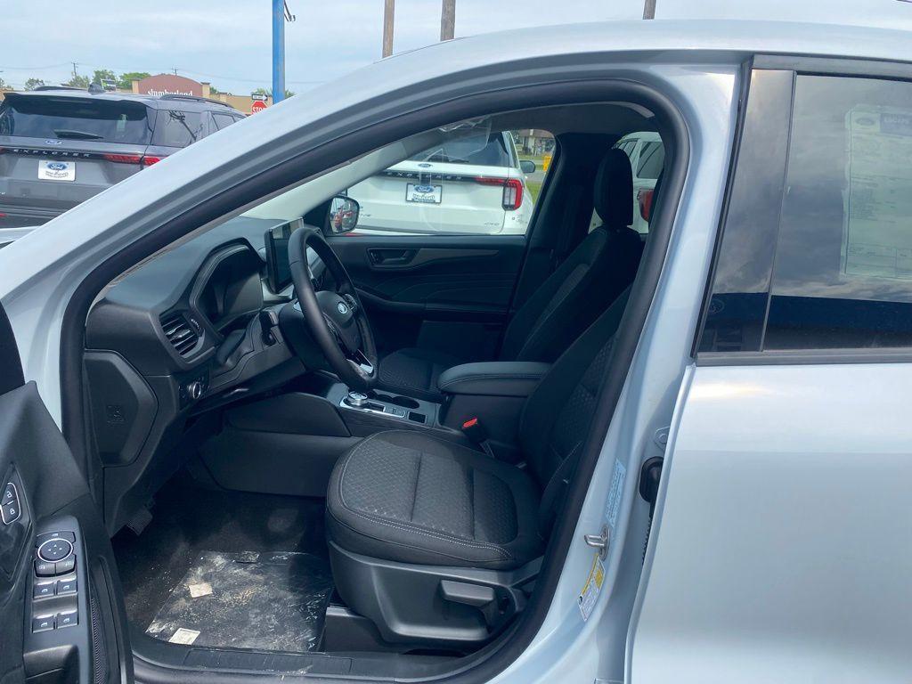 new 2025 Ford Escape car, priced at $29,847