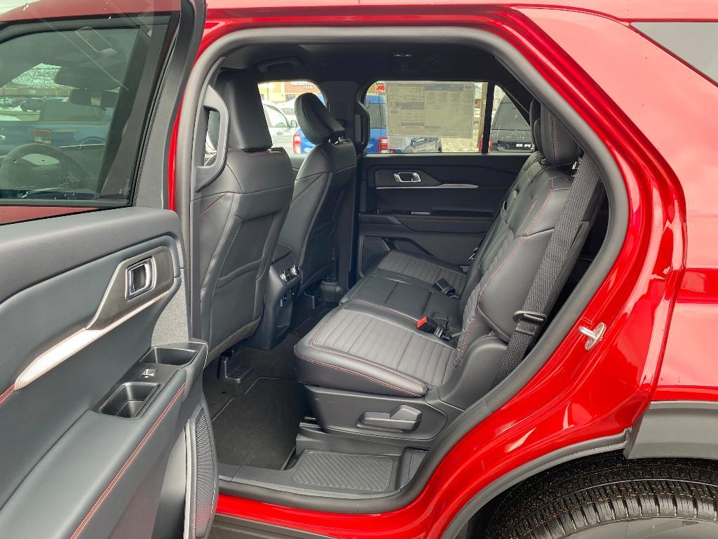 new 2025 Ford Explorer car, priced at $46,319