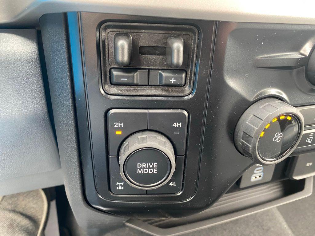 new 2025 Ford F-350 car, priced at $57,480