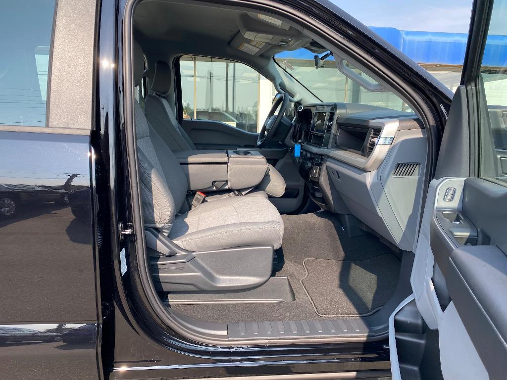 new 2025 Ford F-350 car, priced at $59,906