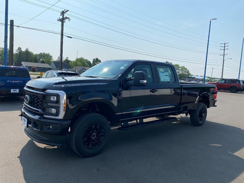 new 2025 Ford F-350 car, priced at $59,906