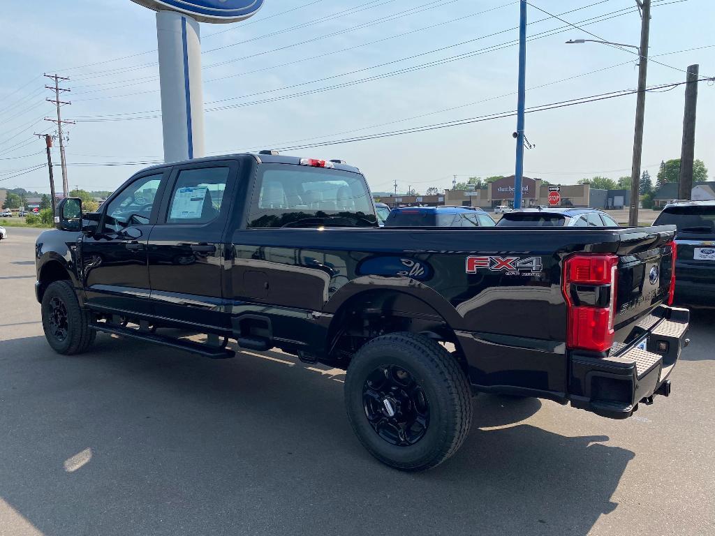 new 2025 Ford F-350 car, priced at $59,906
