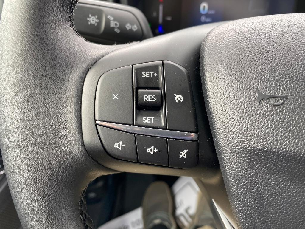 new 2025 Ford Maverick car, priced at $35,424