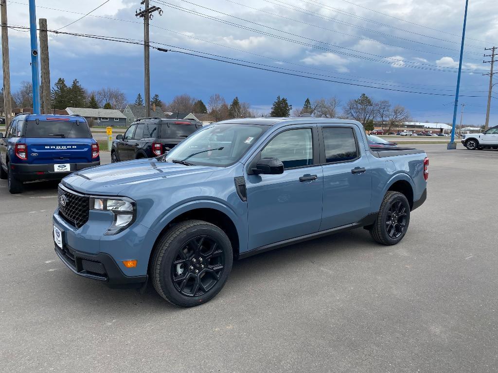 new 2025 Ford Maverick car, priced at $35,424