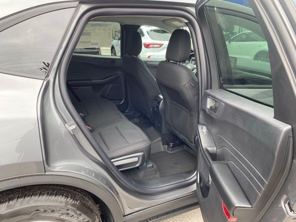 new 2025 Ford Escape car, priced at $29,995