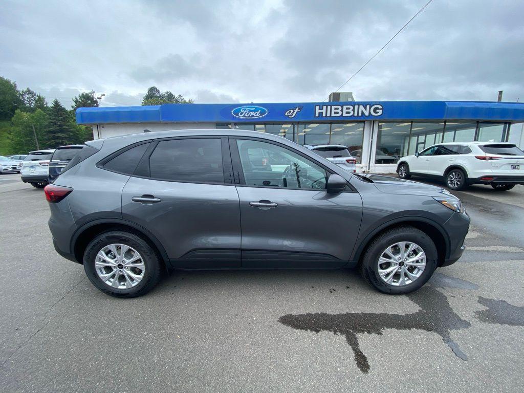 new 2025 Ford Escape car, priced at $29,995