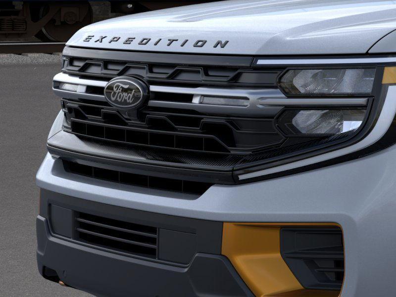 new 2025 Ford Expedition car, priced at $77,688