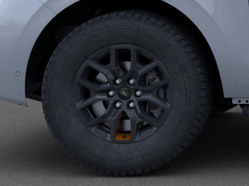 new 2025 Ford Expedition car, priced at $77,688